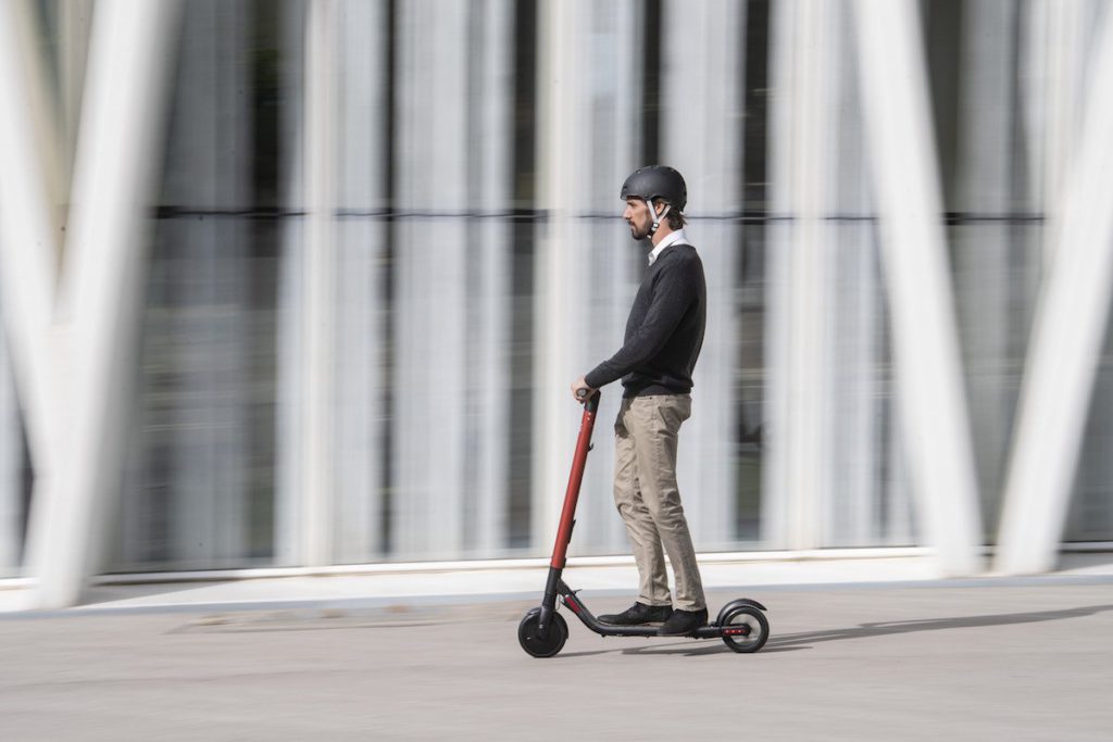 Nueva instrucción de la DGT para conductores de patinetes eléctricos